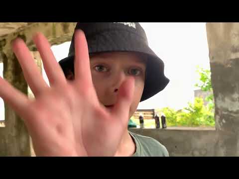 Видео: Рисуем на заброхе в Абхазии 1 часть