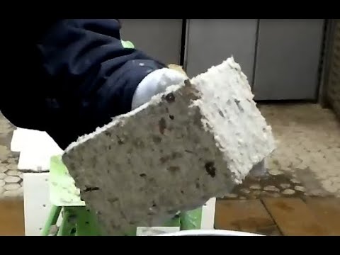Видео: Изготовление брикетов на самодельном прессе.