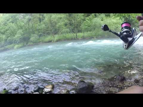 Видео: Абхазия рыбалка на горных речках (форель).