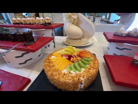 Видео: Fame Residenz Lara Mittagessen.Pools. Обзор обеда в глав ресторане.Подробно посмотрим бассейны отеля