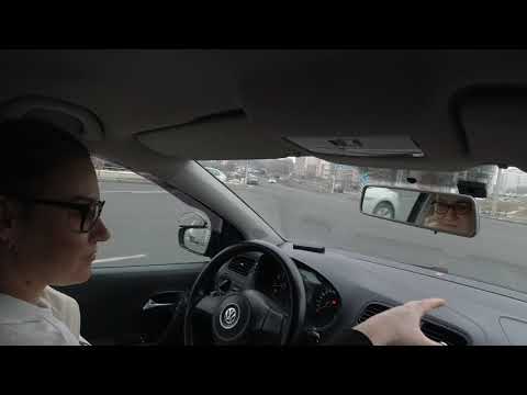 Видео: Вождение на механике |  Маршруты ГАИ | Повороты и развороты на перекрестках.