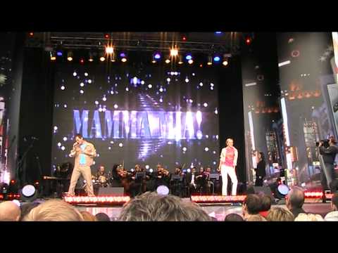 Видео: Андрей Бирин и Наталия Быстрова - Просто любовь мне дай