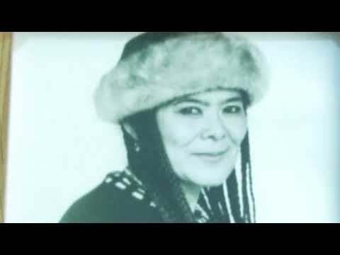Видео: Элдик кызды эскерүү. акын Азада Бегимкулова жөнүндө. Казынадан