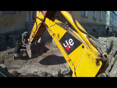 Видео: Закрываем Засыпаем РовняемТеплотрассу