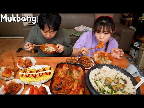 Видео: Mukbang | Тушеная скумбрия и рис с морскими ушками, которые приготовила моя свекровь.
