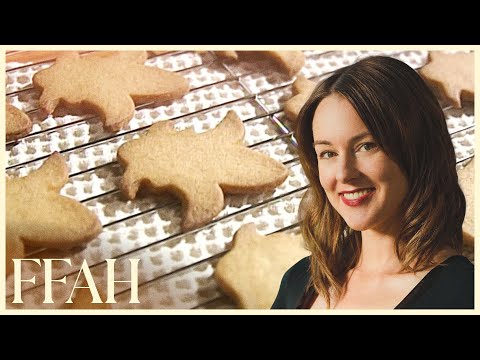 Видео: Праздник, который всегда с тобой: французская еда дома (полный эпизод) | Кулинарное шоу с Лорой К...