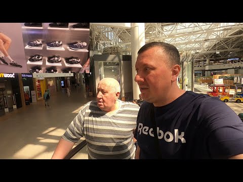 Видео: Посетили ТЦ МЕГА / New Balance / Барселона Бургер / SONY / Вкусно и Точка