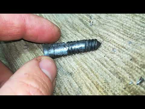 Видео: Dodge Caravan экстрактор в свече зажигания высверливаем