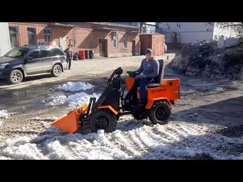 Видео: Суровые будни минипогрузчика Крепыш МП-2