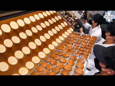 Видео: Экстремальная работа! Они делают 6000 корейских блинов каждый день / Корейская уличная еда