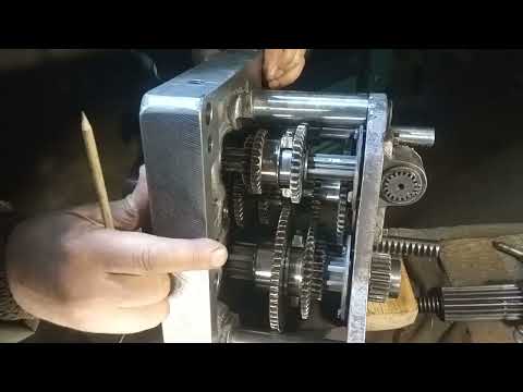 Видео: КПП сверлильного 2Н125Л. Финал, с обзором устройства и некоторыми пояснениями.