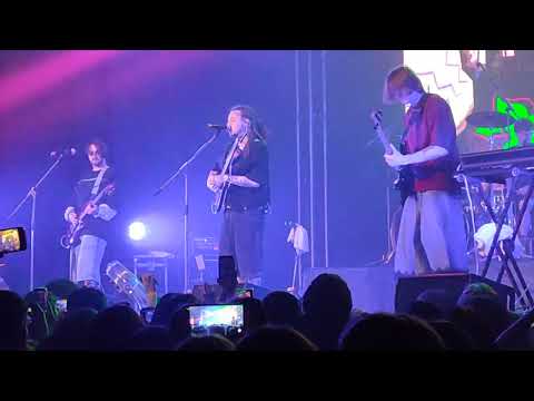 Видео: Папин Олимпос "Я удалю тебя из друзей"