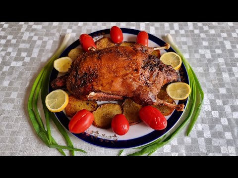 Видео: УТКА ФАРШИРОВАННАЯ В ДУХОВКЕ. Выпуск №1017