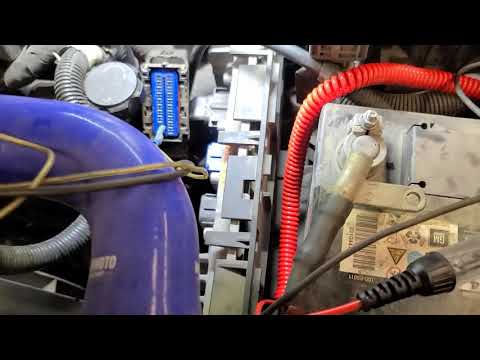 Видео: GM Truck 2500 HD 6.6 LML 2015 года выпуска. Нет сигнала от стартера. Нет связи с ЭБУ. Диагностика...