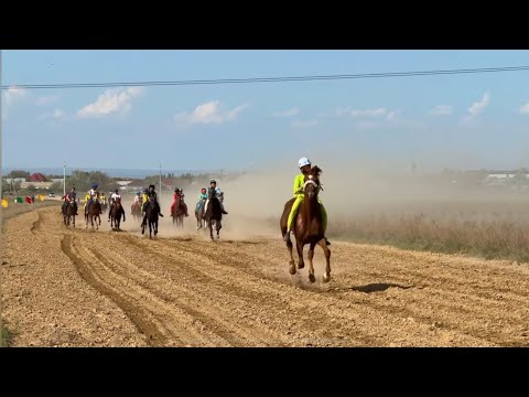 Видео: Байге Іле ауданы атбегілері және Алатау қаласы әкімшілігі ұйымдастырушылармен Наурыз мейрамына орай
