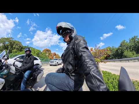 Видео: Назад на гуся - BMW R1300 Adventure - Palm Beach to Stuart ride