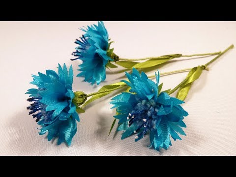 Видео: Narrow ribbons cornflower / Cornflower hecho de cintas estrechas / Василек из узких лент