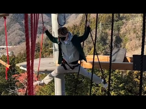 Видео: Покорите сверхтяжелую атлетику акробатикой.