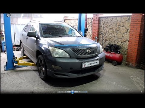 Видео: Замена задней правой ступицы на Toyota Harrier Тойота Харриер 2003 года