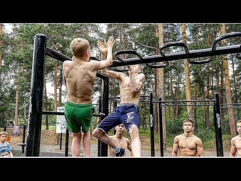 Видео: НОВЫЙ ЧЕЛЛЕНДЖ С ПОДТЯГИВАНИЯМИ. Тренировка гимнастов на workout-площадке