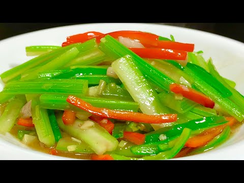 Видео: При жарке сельдерея не бланшируйте его. Позвольте мне научить вас новому способ