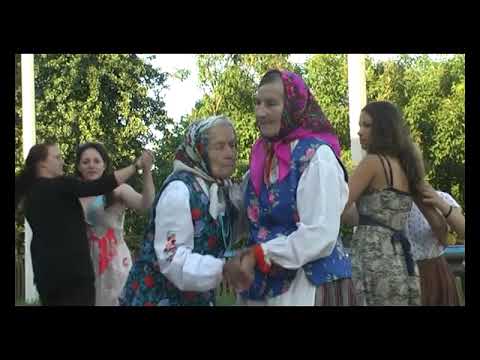 Видео: Танцуем "Падыспан" і "Лысы" з "Глыбокімі Крыніцамі" ў в. Закальное Любанскага рн