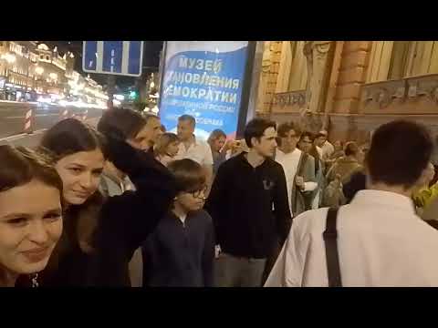 Видео:   КИНО  ГРУППА КРОВИ .🎻✨ Исполняет группа    "Два крыла"💐✨