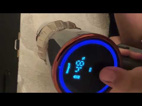 Видео: Вертикальный беспроводной пылесос Weissgauff V12 BLDC 630 обзор и первые ощущение 