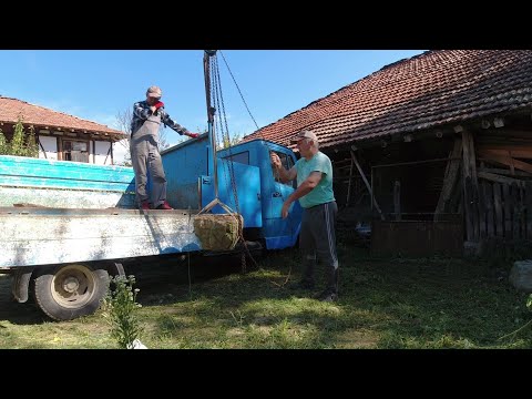 Видео: ЖИВОТ НА СЕЛО с Дани и Петьо : КАМЪНИ  ГРЕДИ  КЕРЕМИДИ -Нова премяна за "СТАРИЦАТА " LINE D5