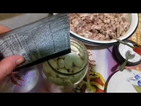 Видео: КОНСЕРВОВАНА КВАСОЛЯ З М"ЯСОМ (ДУЖЕ СМАЧНА)