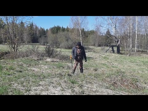 Видео: Нашли древний двор в стороне от деревни