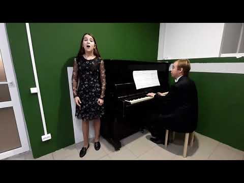 Видео: "Белолица, круглолица..." русская народная песня, обработка Л. Пешковой