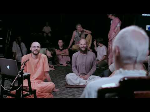 Видео: Вечернее общение на Гупта Говардхане •  Виджай Раман Прабху