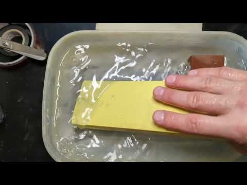 Видео: Антикварный транслюцентный арканзас.