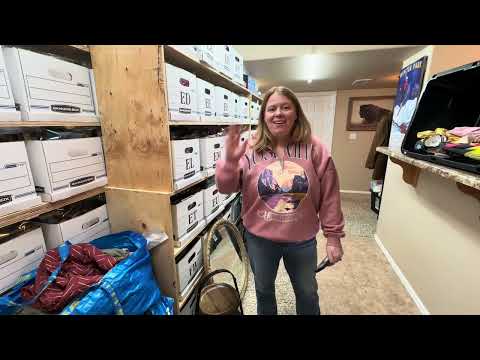 Видео: Я провел 5,5 часов в Goodwill Bins