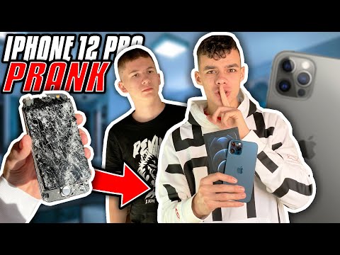 Видео: СЧУПИХ МУ ТЕЛЕФОНА И ГО ИЗНЕНАДАХ С IPHONE 12 PRO MAX!