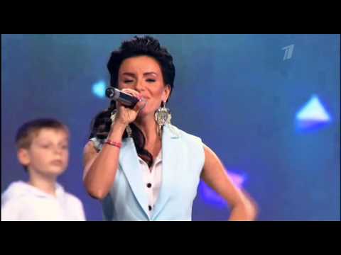 Видео: t.A.T.u. & Непоседы — Нас не догонят («Непоседам 25!»)