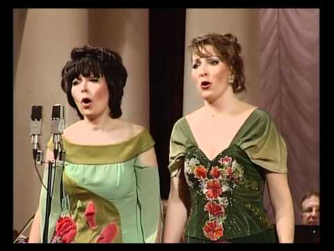 Видео: "Не питай, чого в мене заплакані очі" - Ирина Семененко и Анжелина Швачка