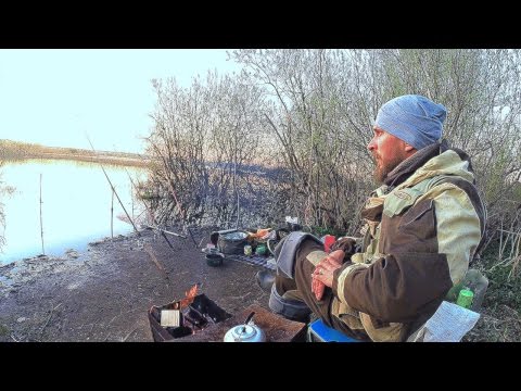 Видео: Рыбалка с ночёвкой на закидушки,донки,фидер.Ловля шикарного Карася и Ротан-Мутант.