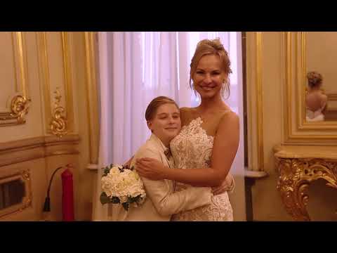 Видео: Свадебная церемония в первом Загсе