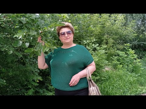 Видео: #Вязание //Футболка спицами, модель оверсайз со спущенной линией плеча. Описание.