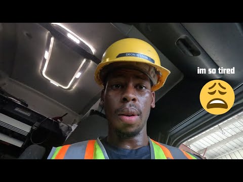 Видео: Водитель грузовика Western Express перевозит пиломатериалы из Южной Каролины в Уинтер-Гарден, Фло...