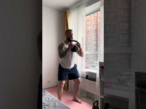 Видео: Тренировка с гирей дома 