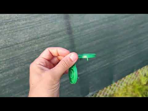 Видео: Пример забора с затеняющей сеткой.