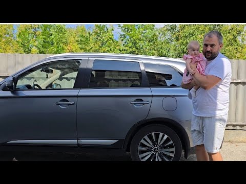 Видео: Маше 5 месяцев, съездили к врачу!