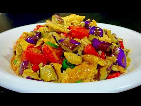 Видео: Яичница из баклажанов такая вкусная, моя семья ест ее 6 раз в неделю, а риса дома не хватает