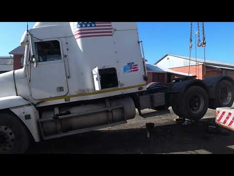 Видео: Купили тягач и трал