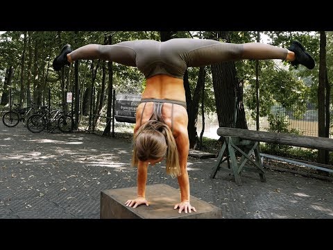 Видео: ТОП 5 упражнений для стойки на руках - Алеся Высоцкая