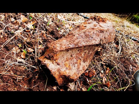 Видео: Нашел бурового монстра! КЛС! Весит мама не горюй! Коп металлолома возле буровой.