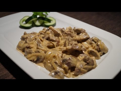 Видео: Мясо с грибами в соусе